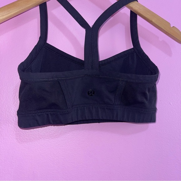 Lululemon Sports‎ Bra Women's Size 4 US Black Polar Haze Striped Racerback - Picture 8 of 10